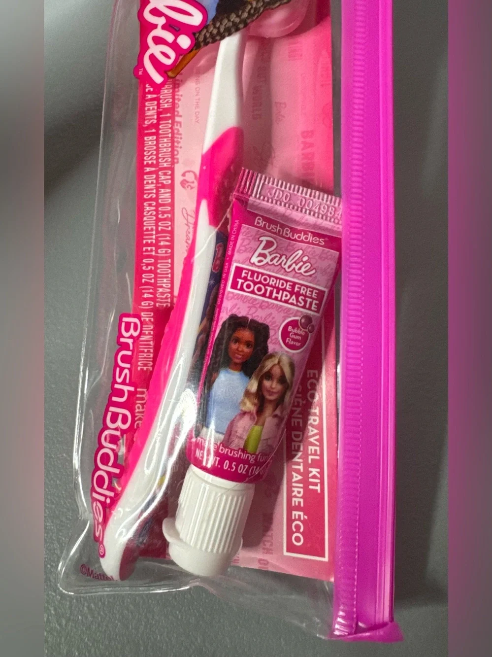 Barbie Pink and White Travel on the go Toothbrush & Toothpaste Set bubble gum
